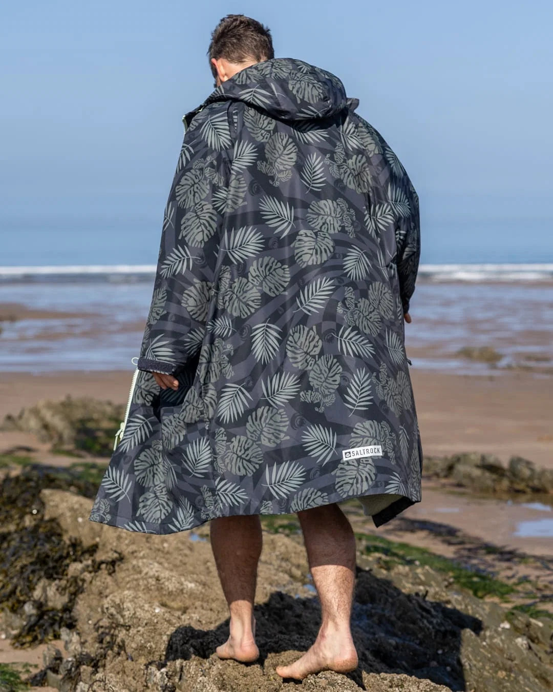 Warp Surf Changing Robe Dark Grey Leaf