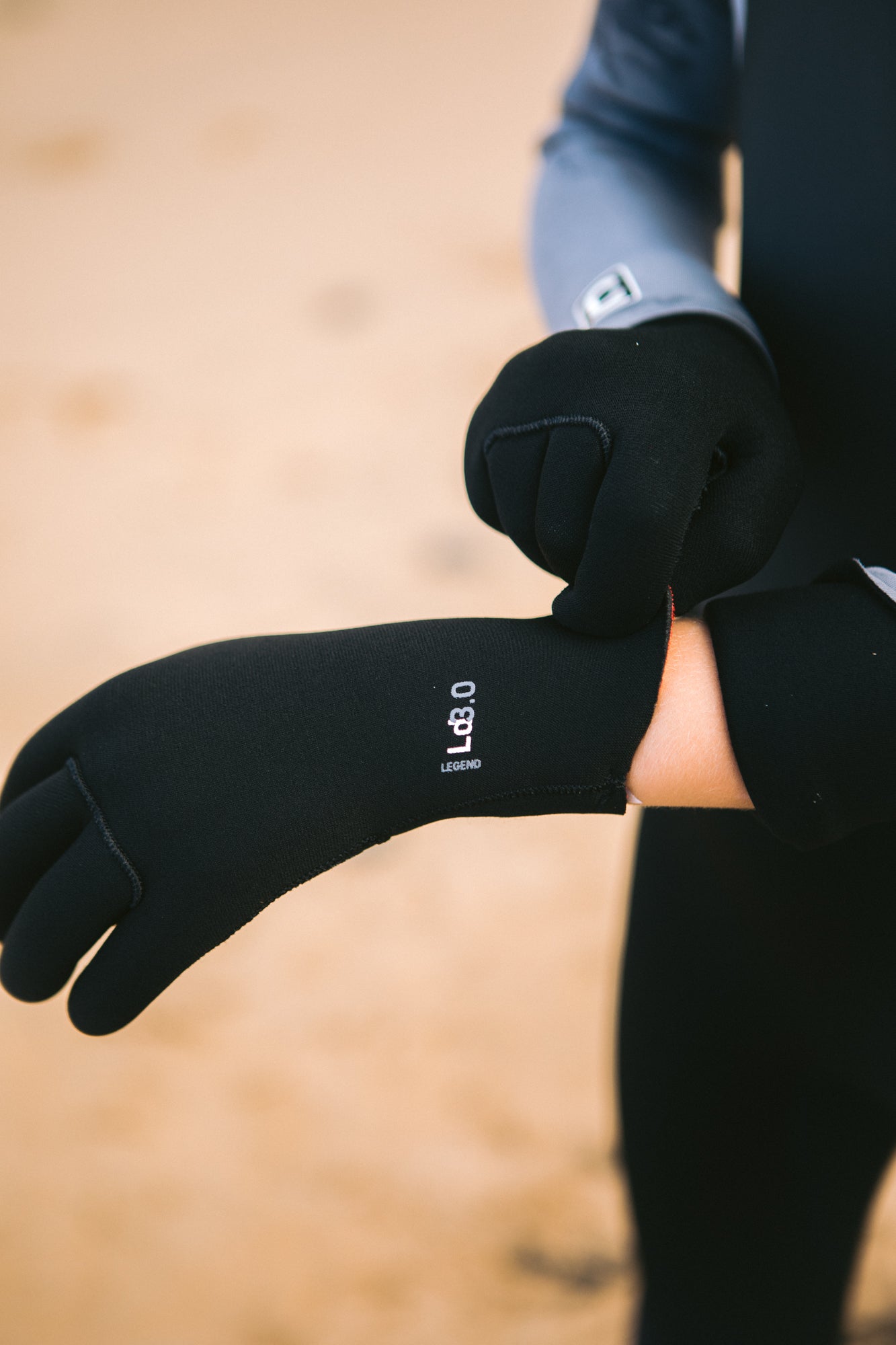 C-Skins Junior 3mm Wired Gloves