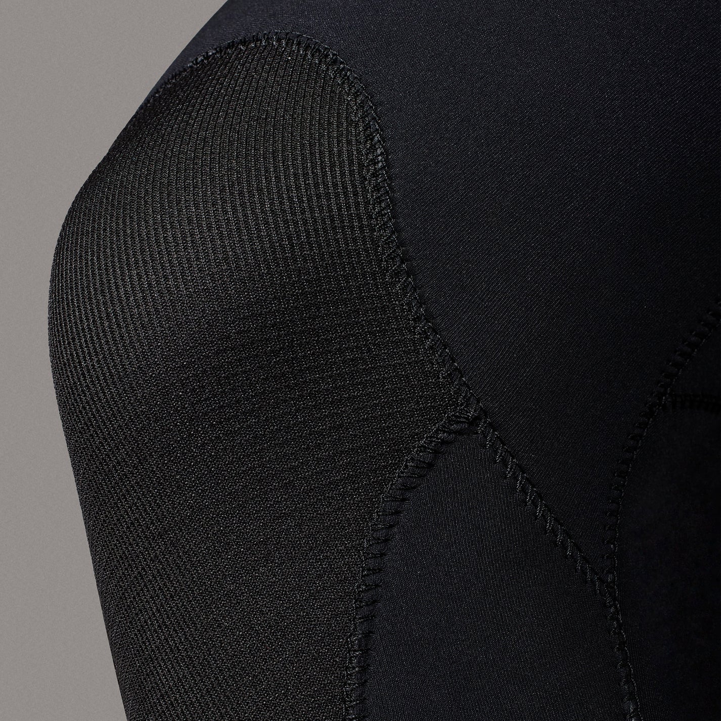 Xcel Wetsuits Axis 5/4mm Wetsuit Front Zip