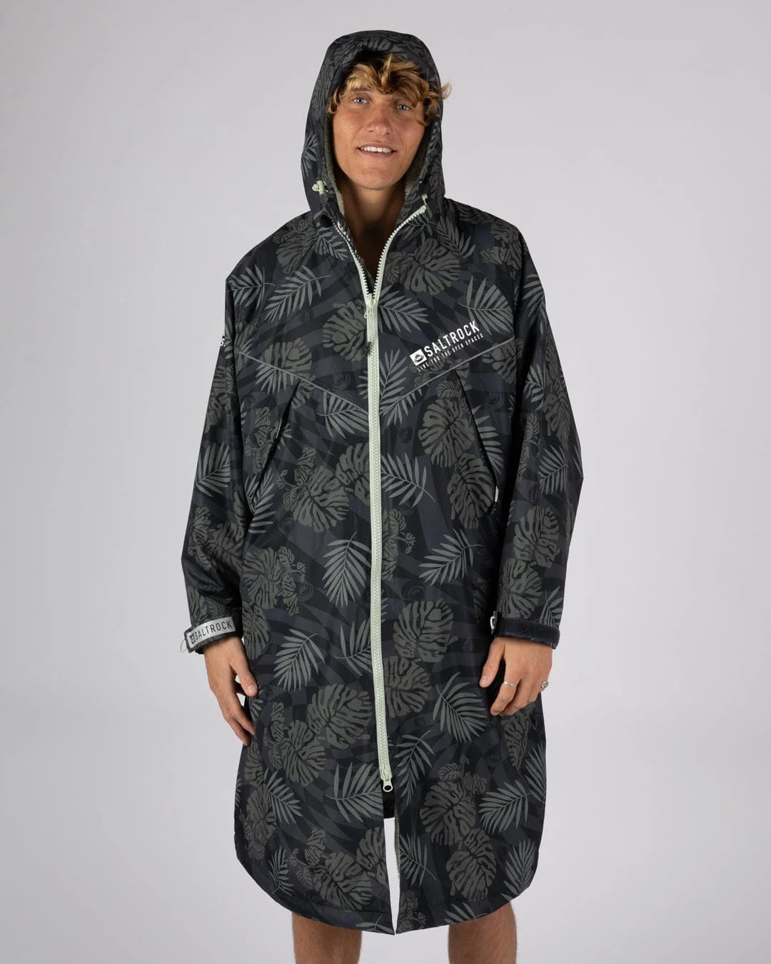 Warp Surf Changing Robe Dark Grey Leaf