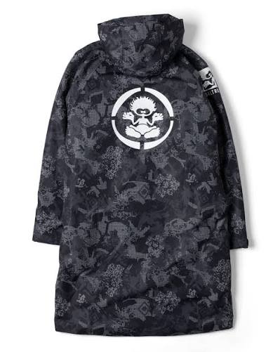 Digicamo - Kids Changing Robe - Black/Blue